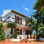 Bea Giardini-Naxos